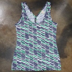 Banana Republic NWOT sleeveless shirt, size small